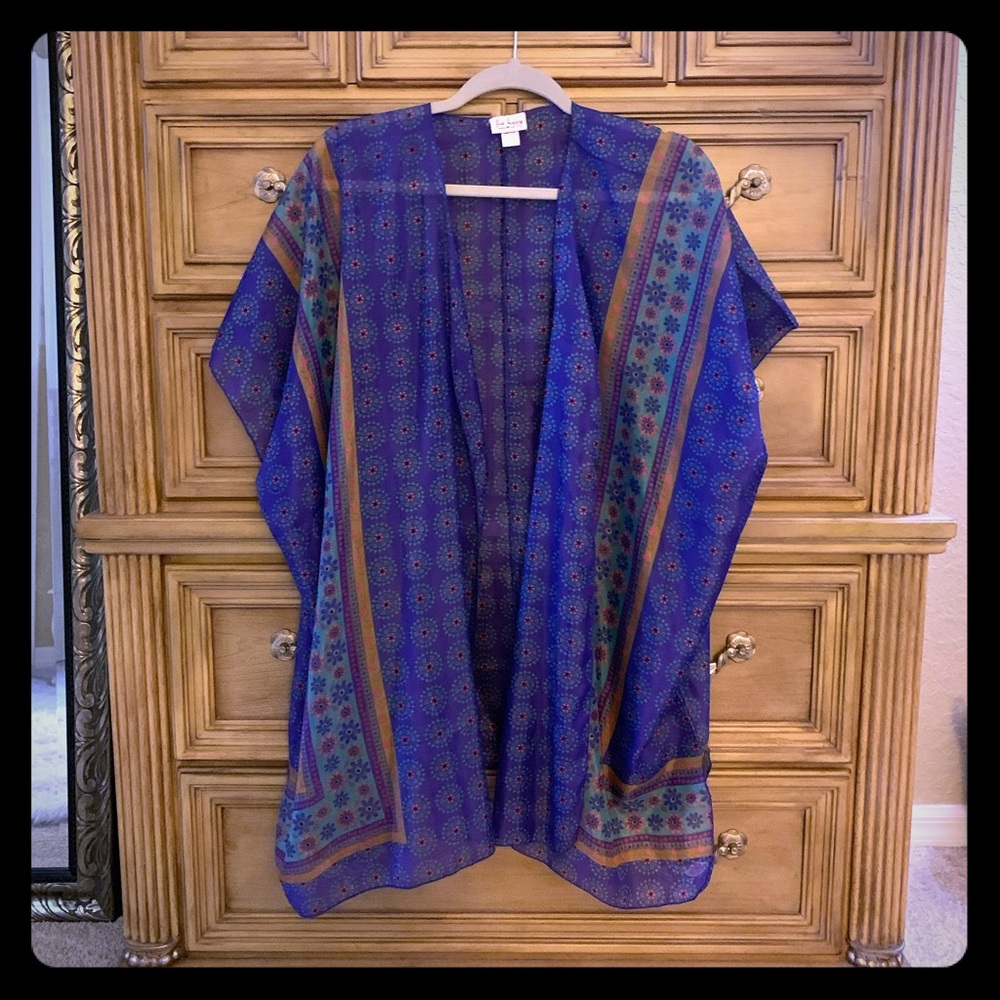 One size fits all coverlet